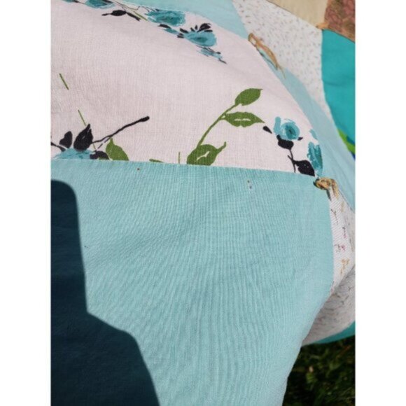 (💥3/$50) Vtg Nine Patch Quilt Square Lap Blanket Floral Fabric Patchwork - Picture 9 of 10